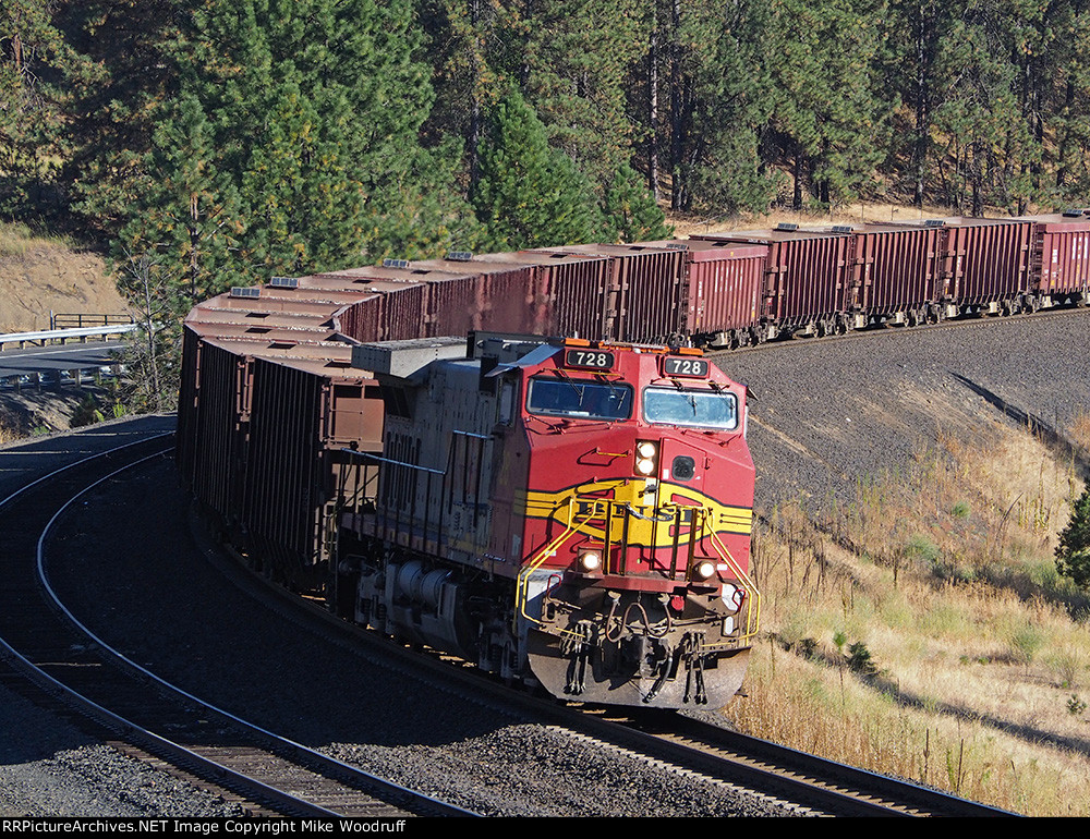 BNSF 728